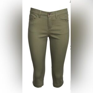 🆕 Natural Reflections Campside Skimmer Capri Pants 🆕